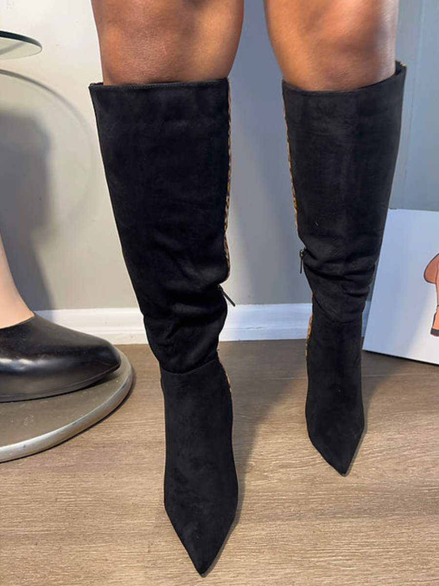 Leopard-Print Black Pumps