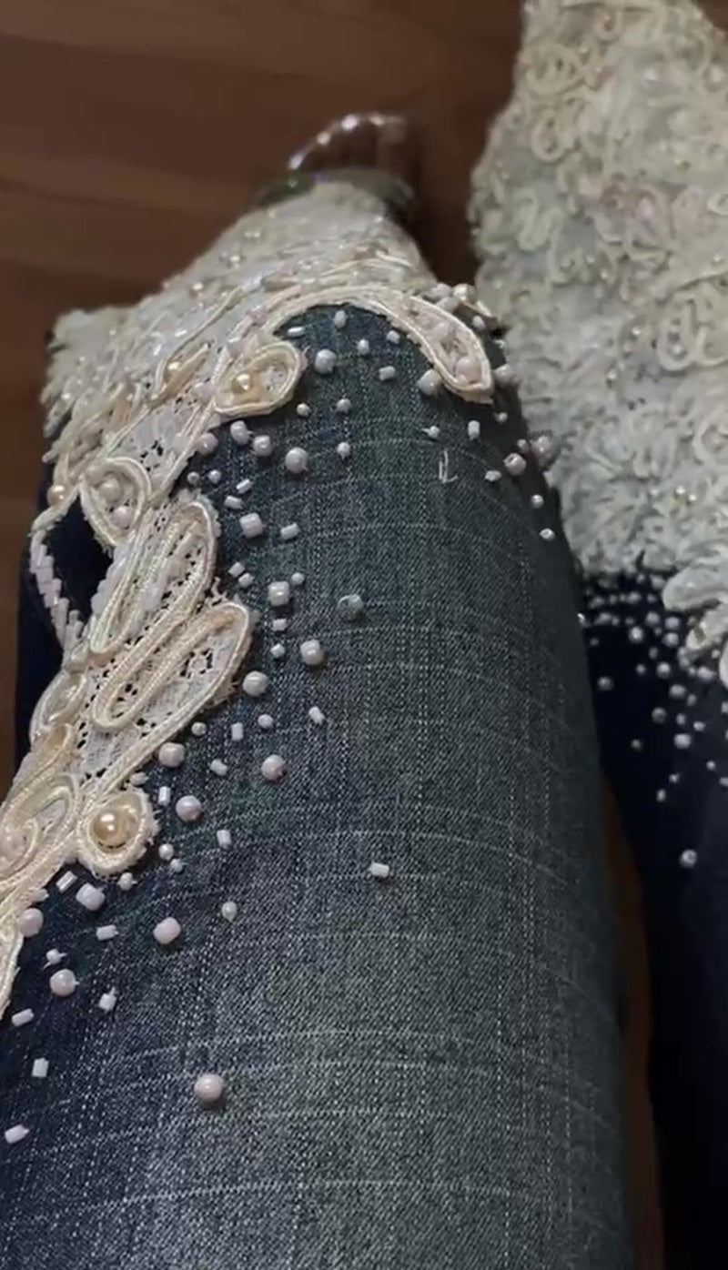 Lace-Stitching Flared Jeans