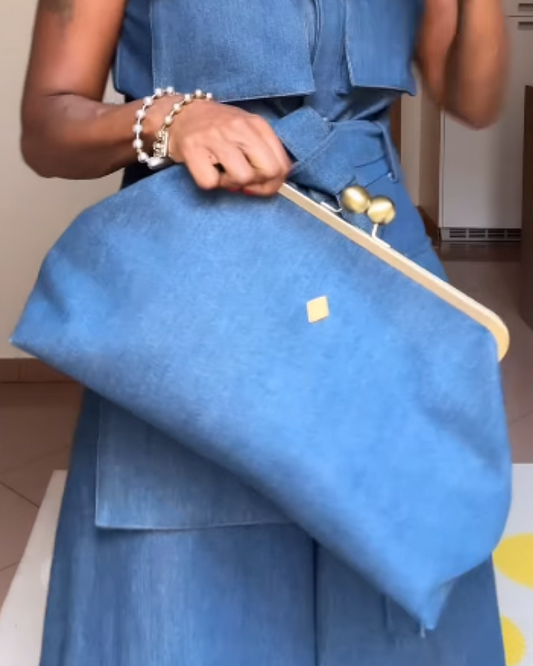 (⏰Last Day Promotion $10 OFF)- Oversize Coin Purse in Vintage Denim